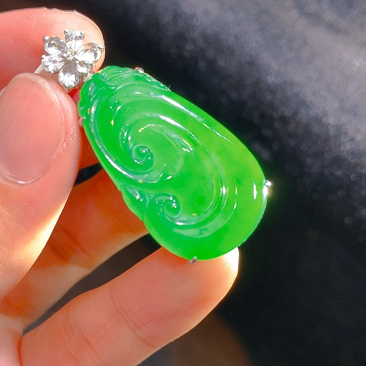 【闪购商品】翡翠颈饰银S925镶嵌翡翠