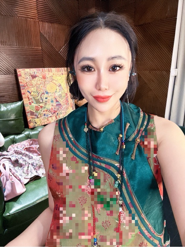 蝶恋花《桑蚕丝古蜀锦》重工国服重工绣花加提花新中式百搭宽松时尚