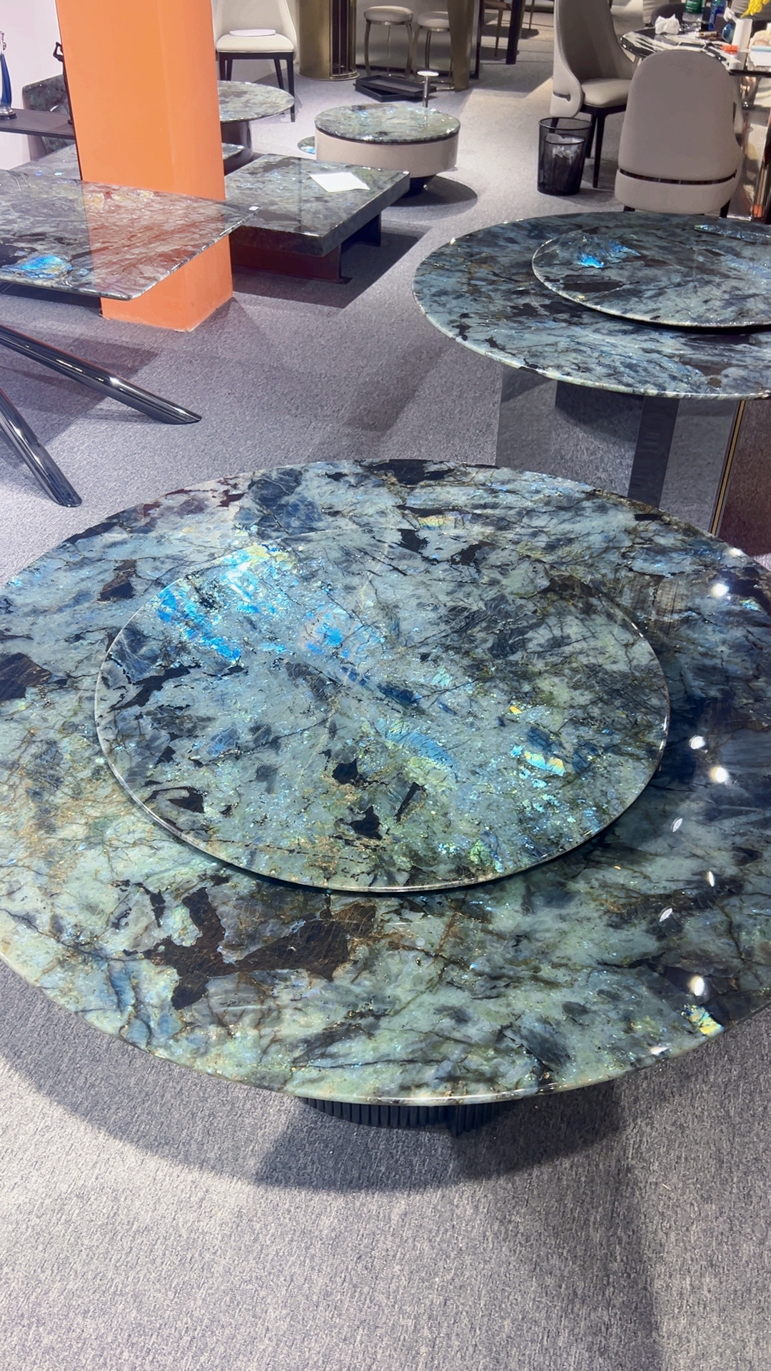 【蓝翡翠】天然奢石餐桌圆形大理石轻奢家用别墅餐台1.35+80转盘