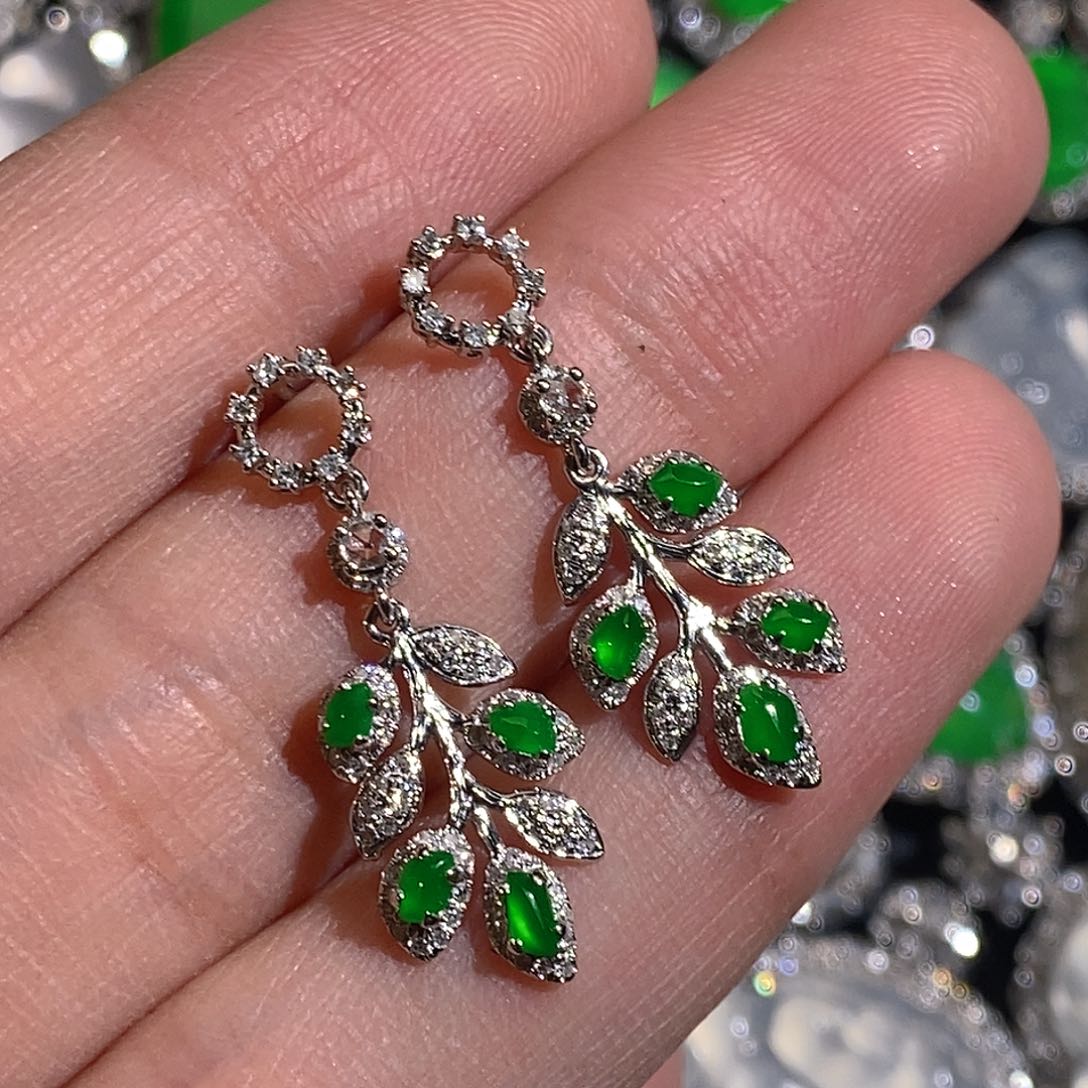 翡翠耳饰18K金镶嵌天然缅甸A货翡翠