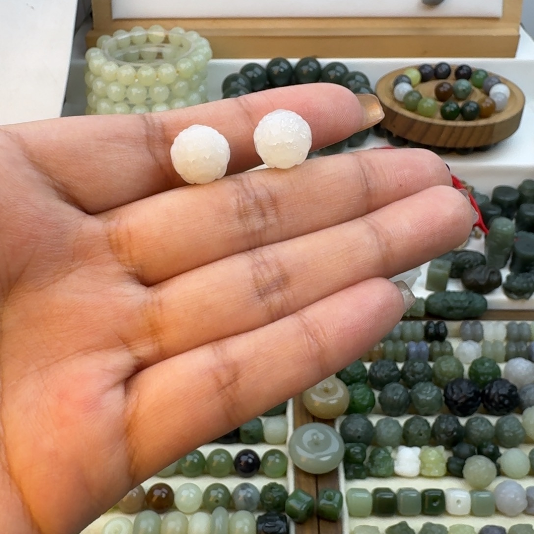 云***儿和田玉未镶嵌珠宝半成品和田玉白玉貔貅12