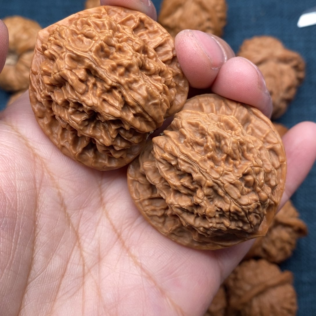 文玩核桃把件42精品老款盘龙纹狮子头