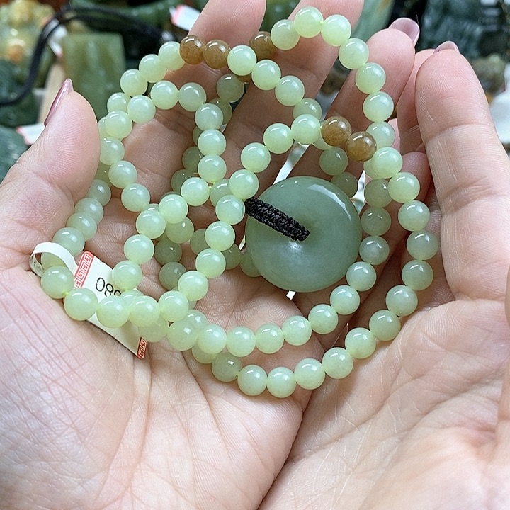 颈饰未镶嵌和田玉