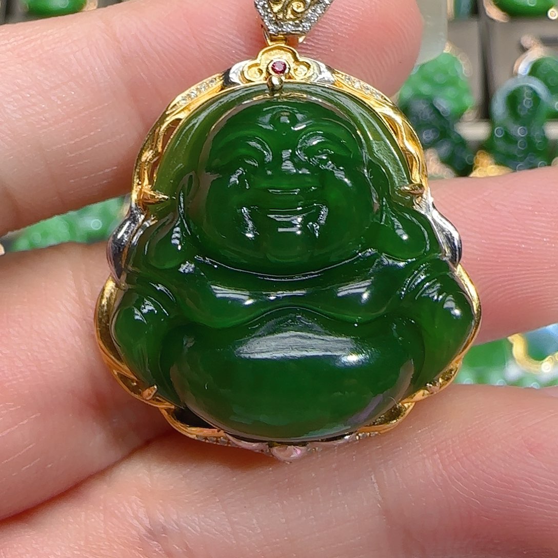 和田玉（碧玉）吊坠(不含链)18K金镶嵌東**娘