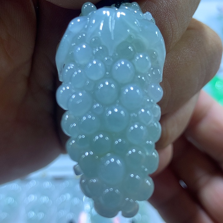 翡翠未镶嵌颈饰天然翡翠A货吊坠