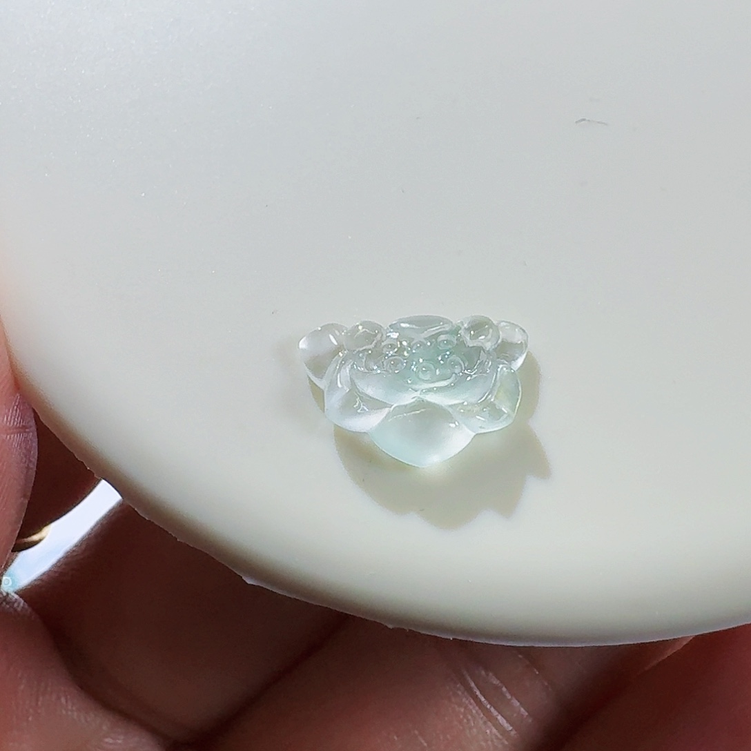 翡翠颈饰未镶嵌裸石