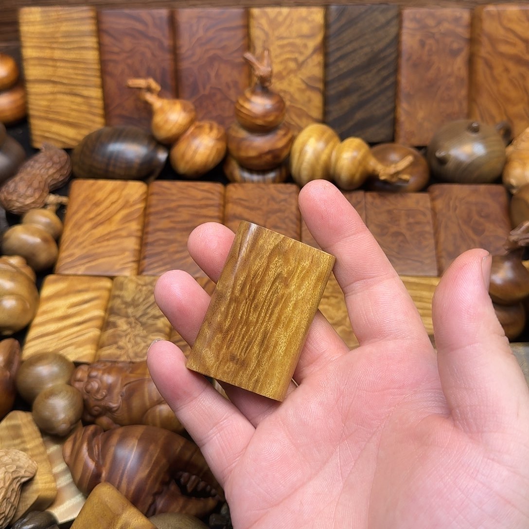 金丝楠金丝楠木平安无事牌