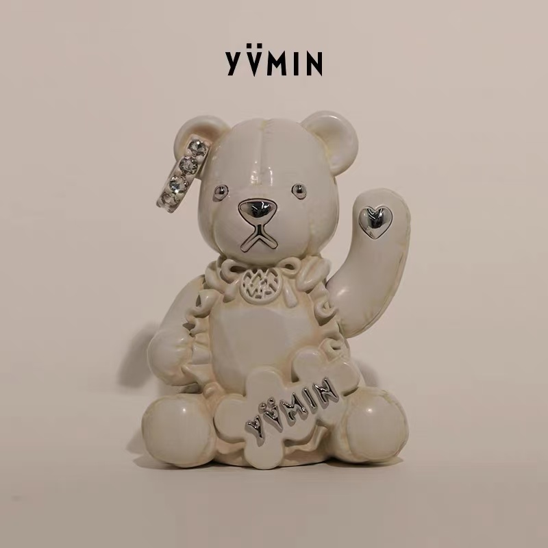YVMIN/尤目 合金布艺项链 摇摆熊摆件