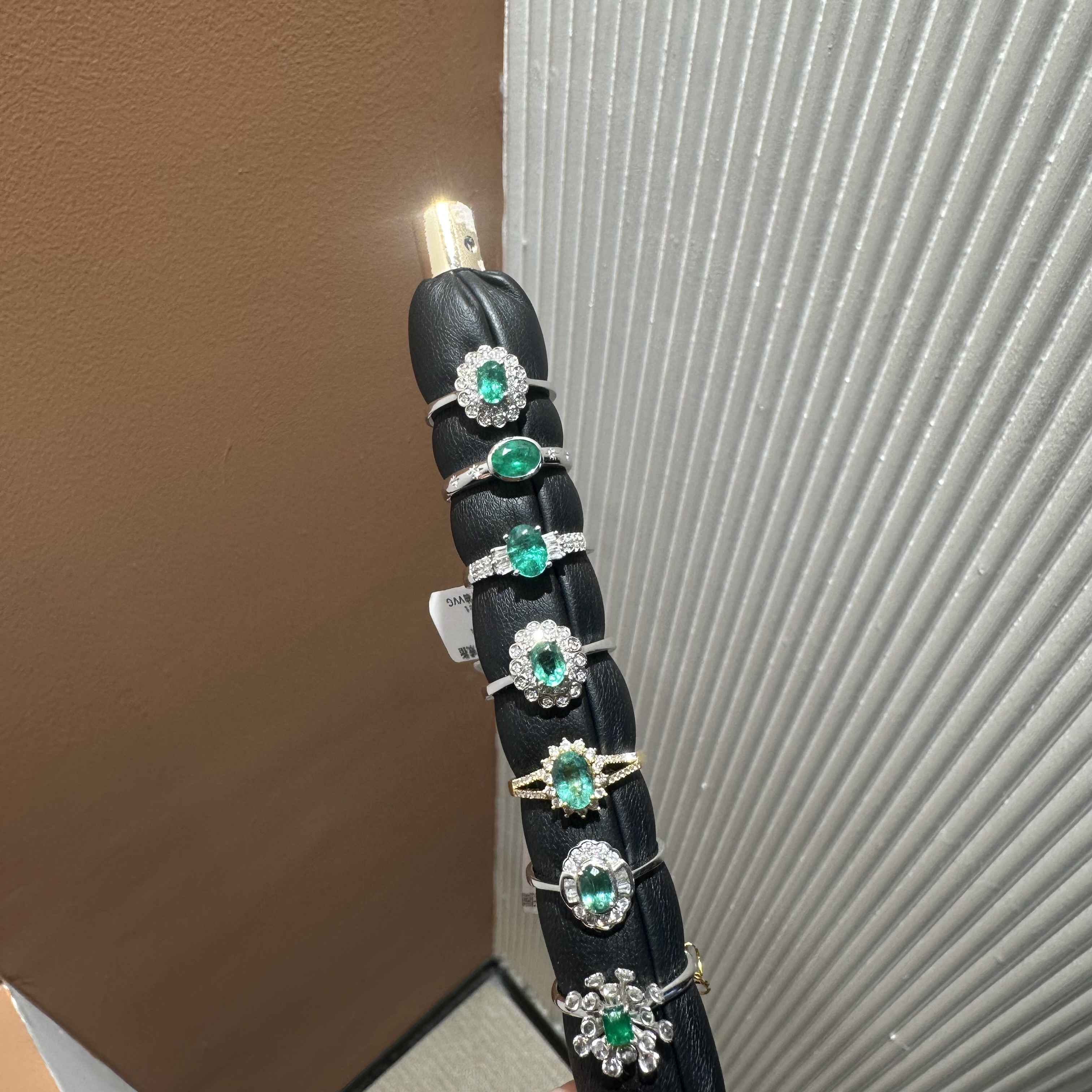 【一菲臻选】LHS04-18K金镶嵌-祖母绿戒指（多样性发其一）|BZM1