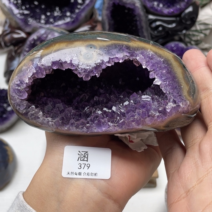 未镶嵌大型摆件（非配饰）紫晶