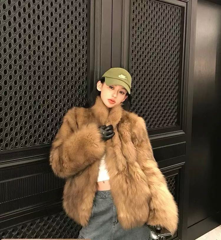 托卡毛外套女秋冬款气质百搭V领+立领毛茸上衣防寒33587#