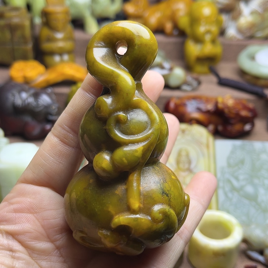 白玉菩提吊坠127。。