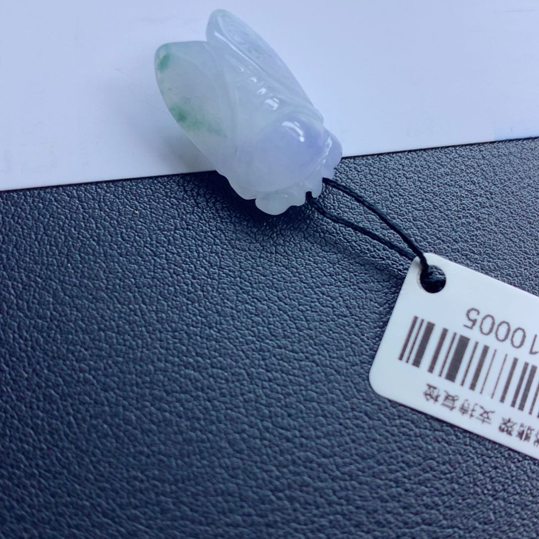 翡翠颈饰未镶嵌蝉