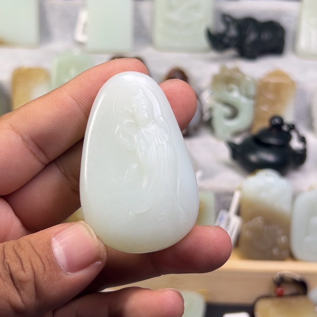 和田玉颈饰未镶嵌