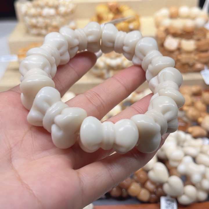 菩提根/象牙果手串2.19.20蝴蝶结微瑕