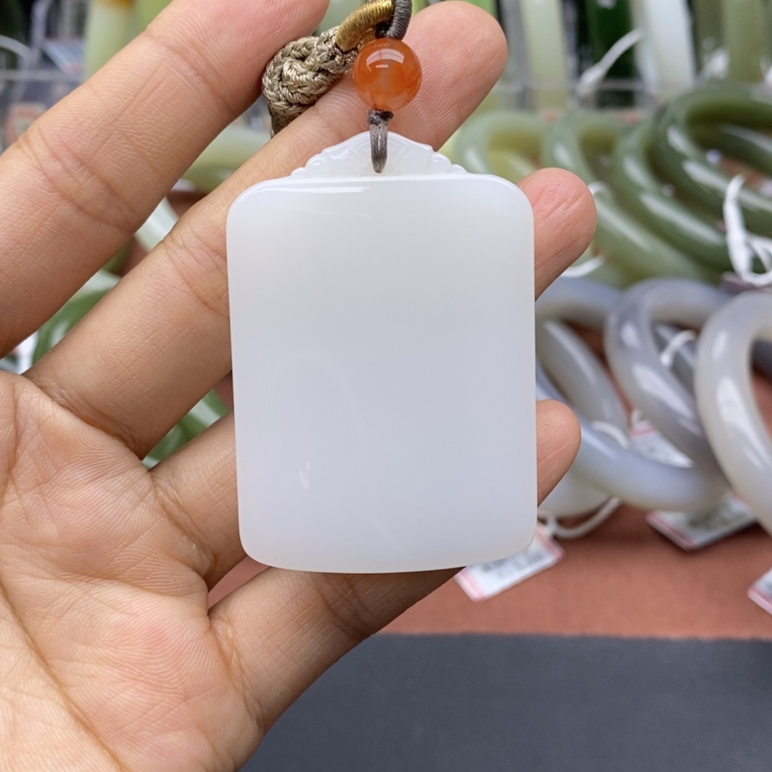 和田玉未镶嵌吊坠(不含链)