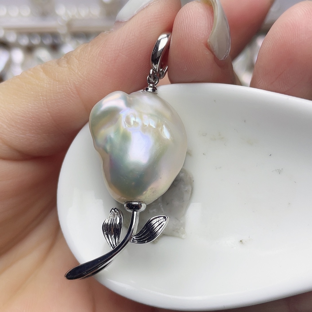 未镶嵌颈饰淡水珍珠