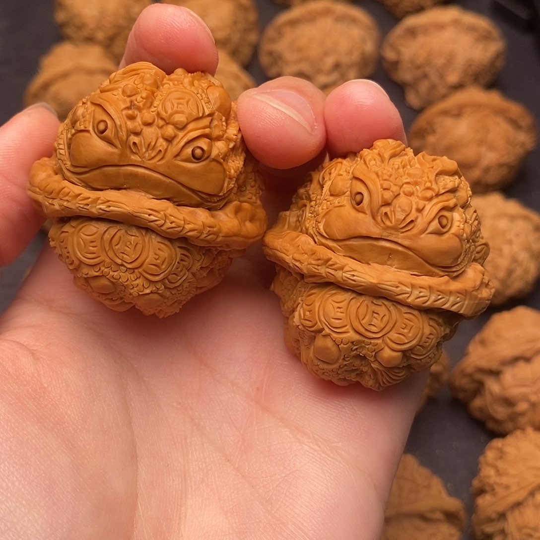 文玩核桃吊坠大*金蟾