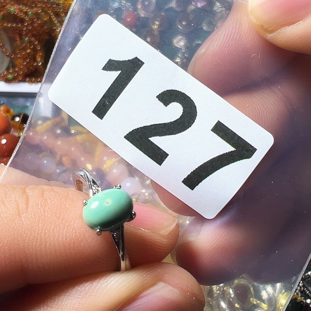 石英质玉戒指未镶嵌