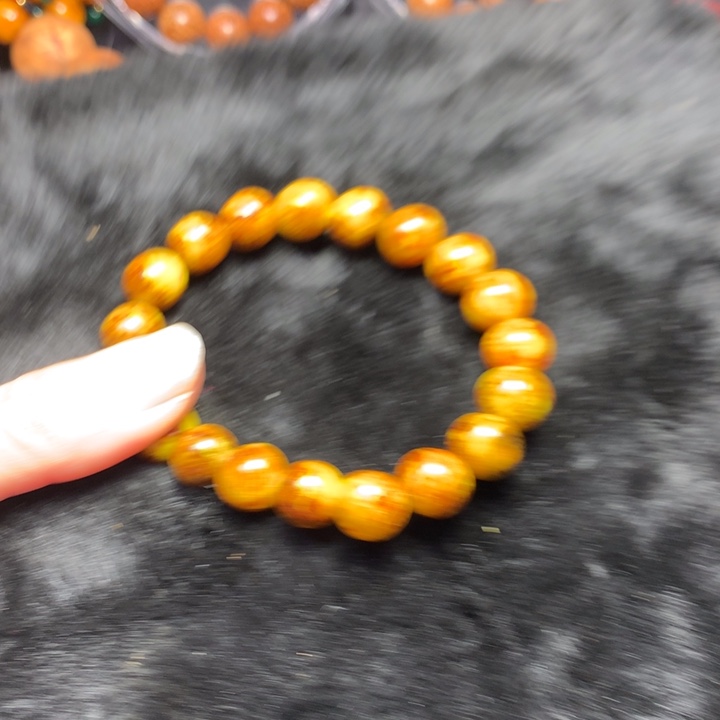 琥珀木瘤疤1.0包浆琥珀木