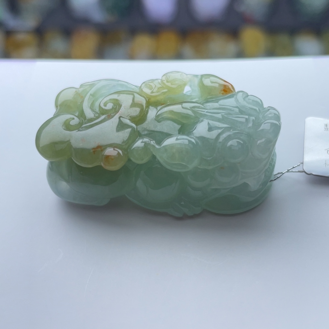翡翠颈饰未镶嵌貔貅