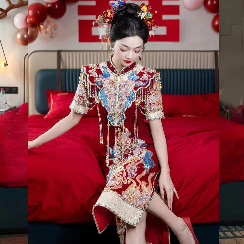 旗袍敬酒服新娘回门服2025新款新中式订婚礼服裙连衣裙套装丝绒款