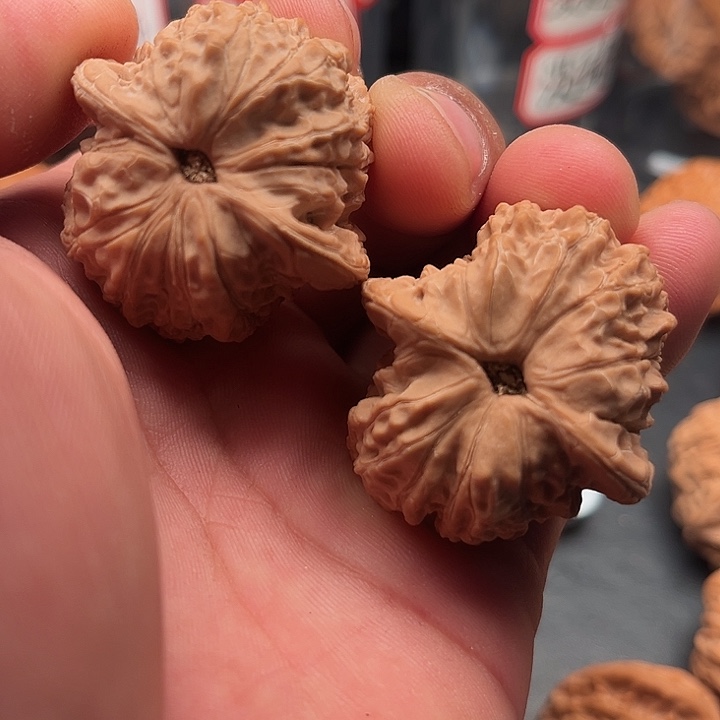 文玩核桃把件血麒麟39