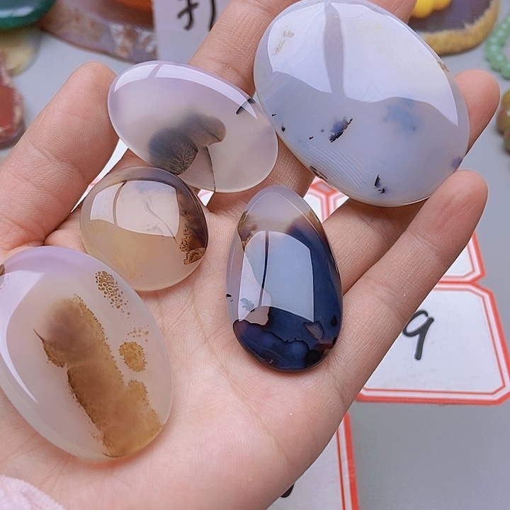 【闪购商品】玛瑙/玉髓珠宝半成品未镶嵌月****?