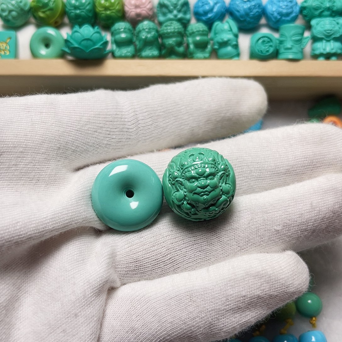 狼***行尺寸卡20黄财神，光面平安扣