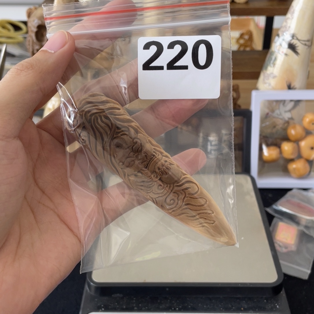 天然猛犸象牙瑕疵品