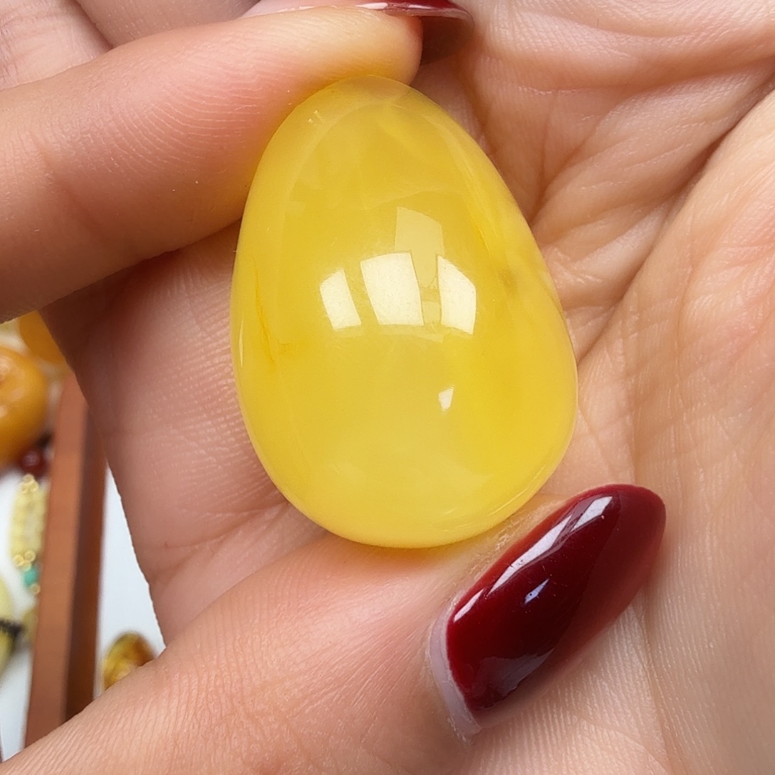 琥珀未镶嵌裸石你好