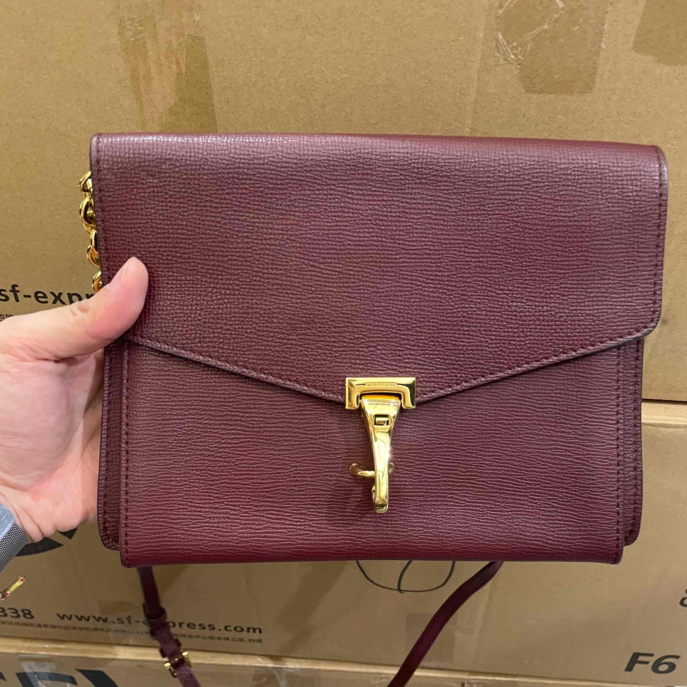 95新  小野专属/95新/博柏利/单肩包/DP9868