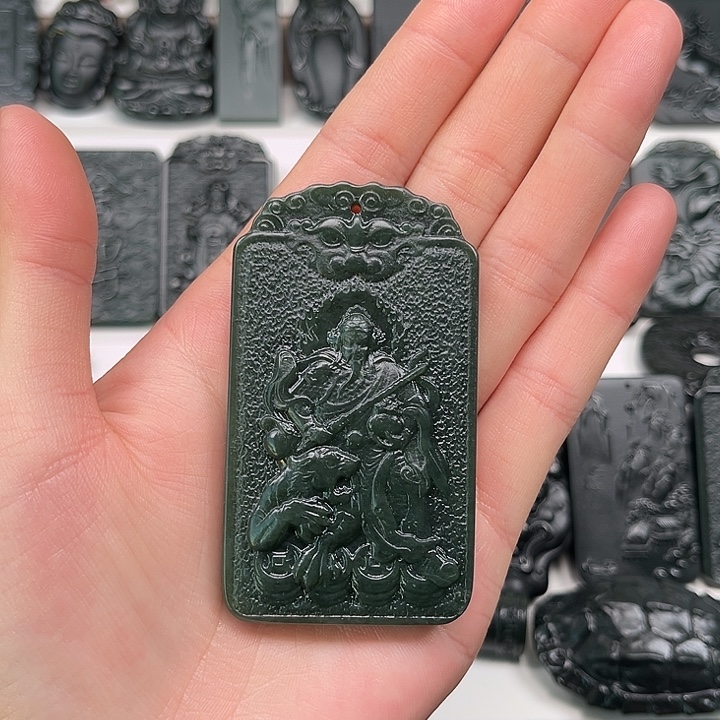 享***光和田玉（青玉）未镶嵌颈饰