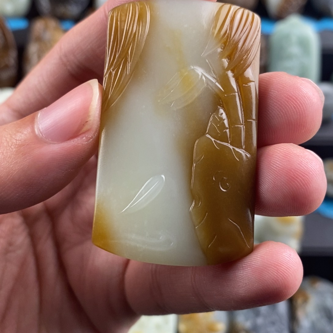 和田玉挂件未镶嵌