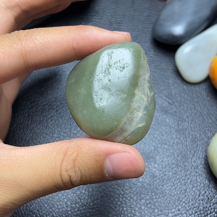 和田玉未镶嵌摆件