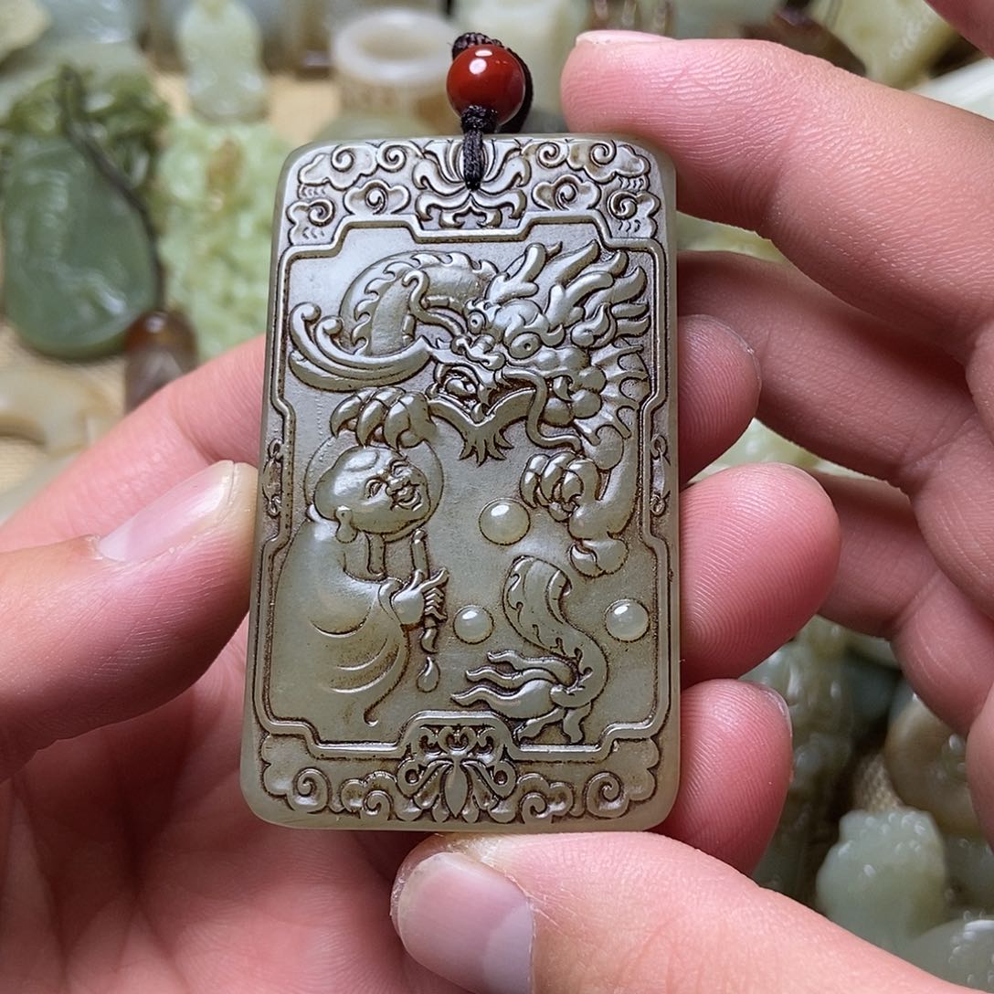 和田玉挂件未镶嵌