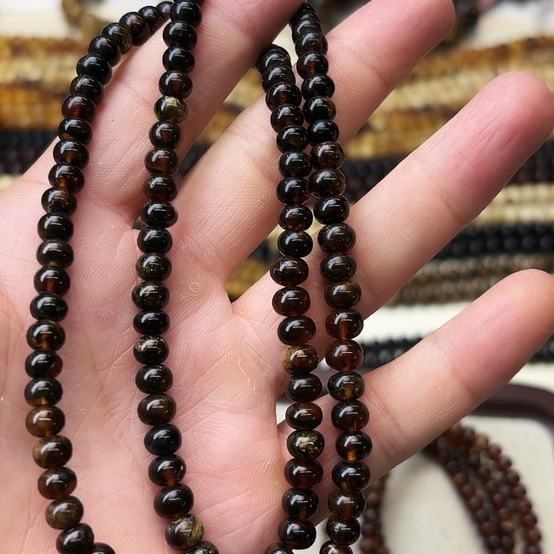 琥珀未镶嵌裸石六