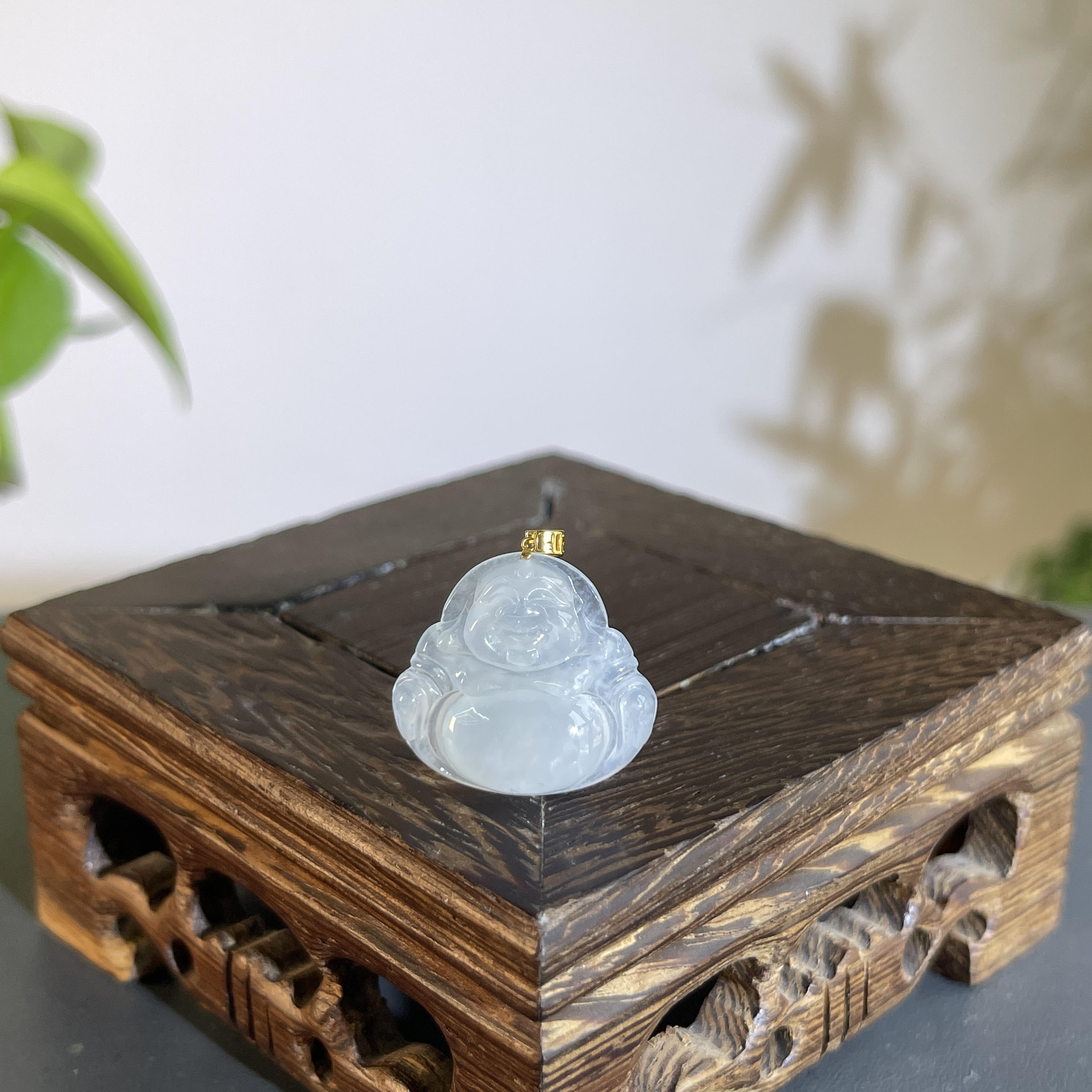 JGB21-38  天然缅甸A货翡翠  18K扣佛公