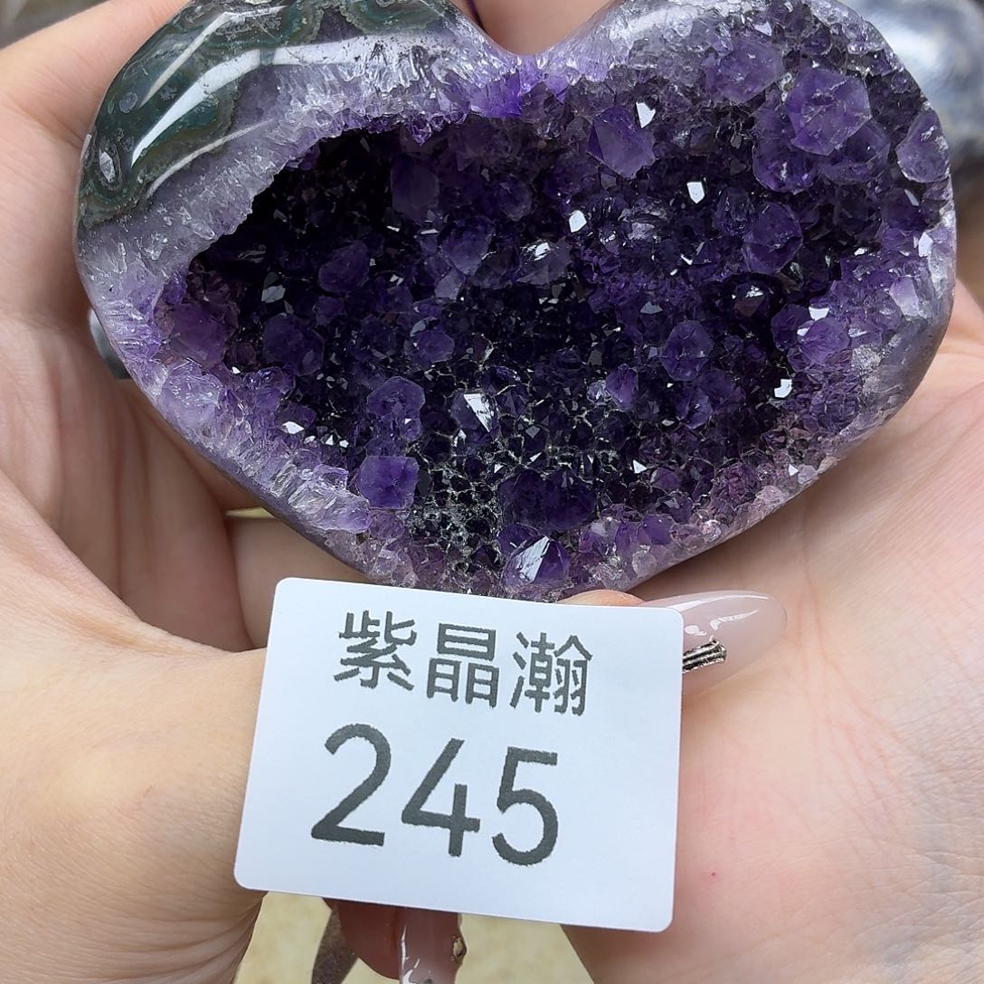 未镶嵌大型摆件（非配饰）水晶