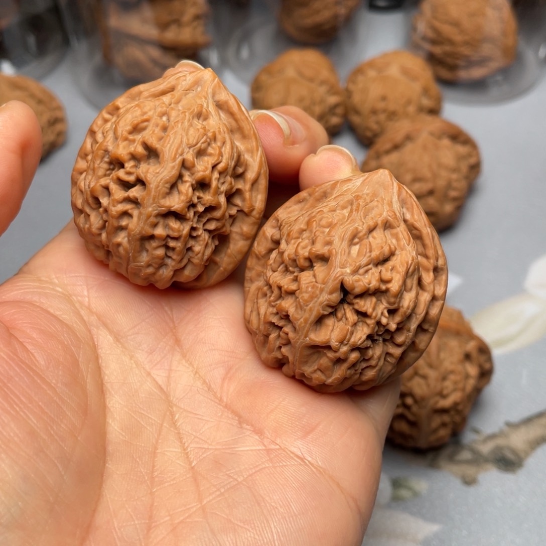 【闪购商品】文玩核桃吊坠竹**雨凤凰台………
