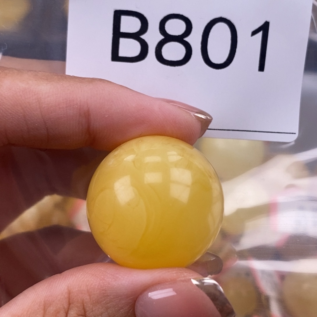 琥珀未镶嵌珠宝奇石26