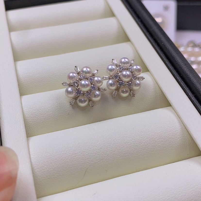 【闪购商品】海水珍珠耳饰银S925镶嵌