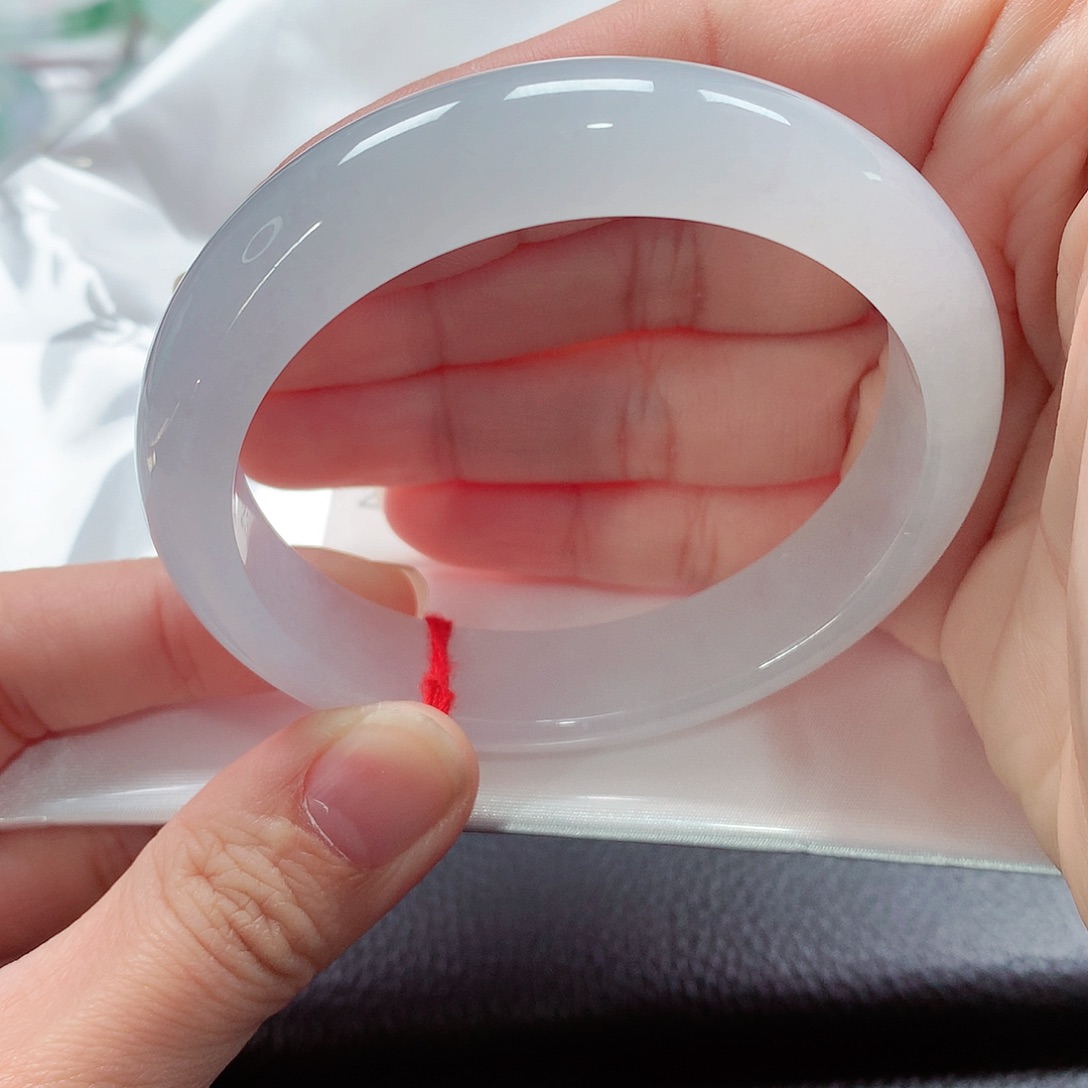 翡翠手镯未镶嵌阿*