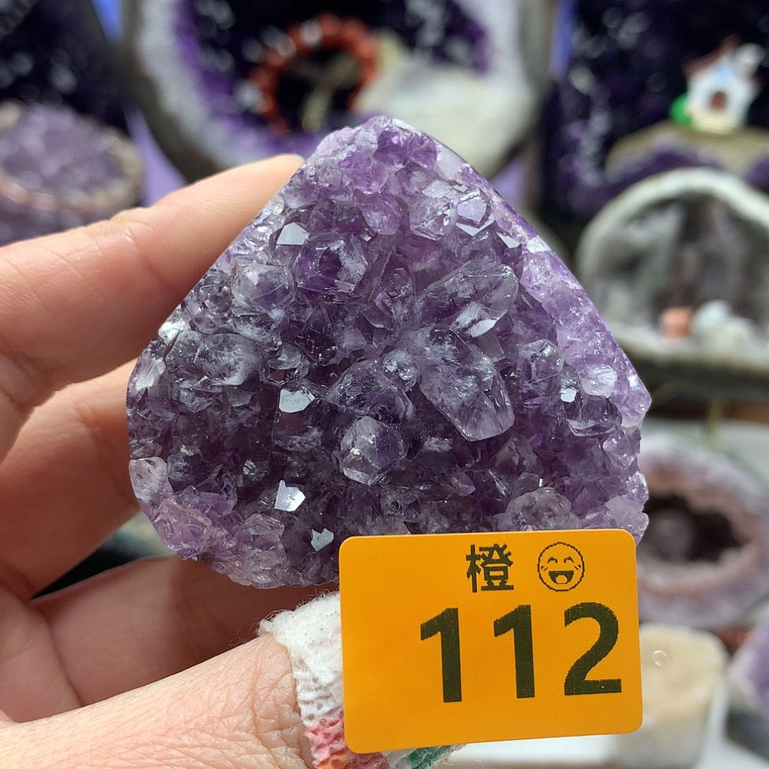 未镶嵌水晶大型摆件（非配饰）