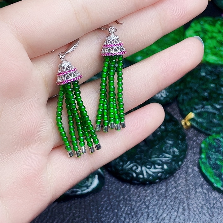 翡翠银S925镶嵌颈饰多样性