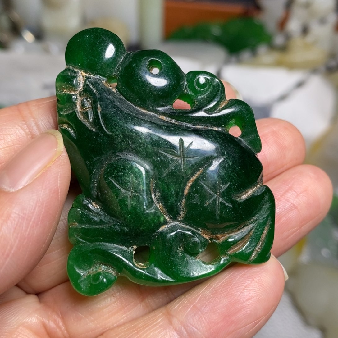 和田玉（糖玉）未镶嵌颈饰