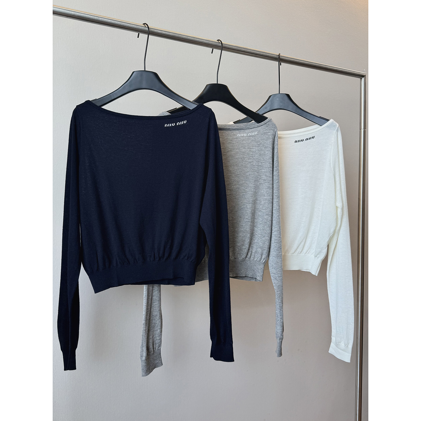 “斜肩针织”羊毛套头上衣可斜肩可正肩穿 鱼嘴领