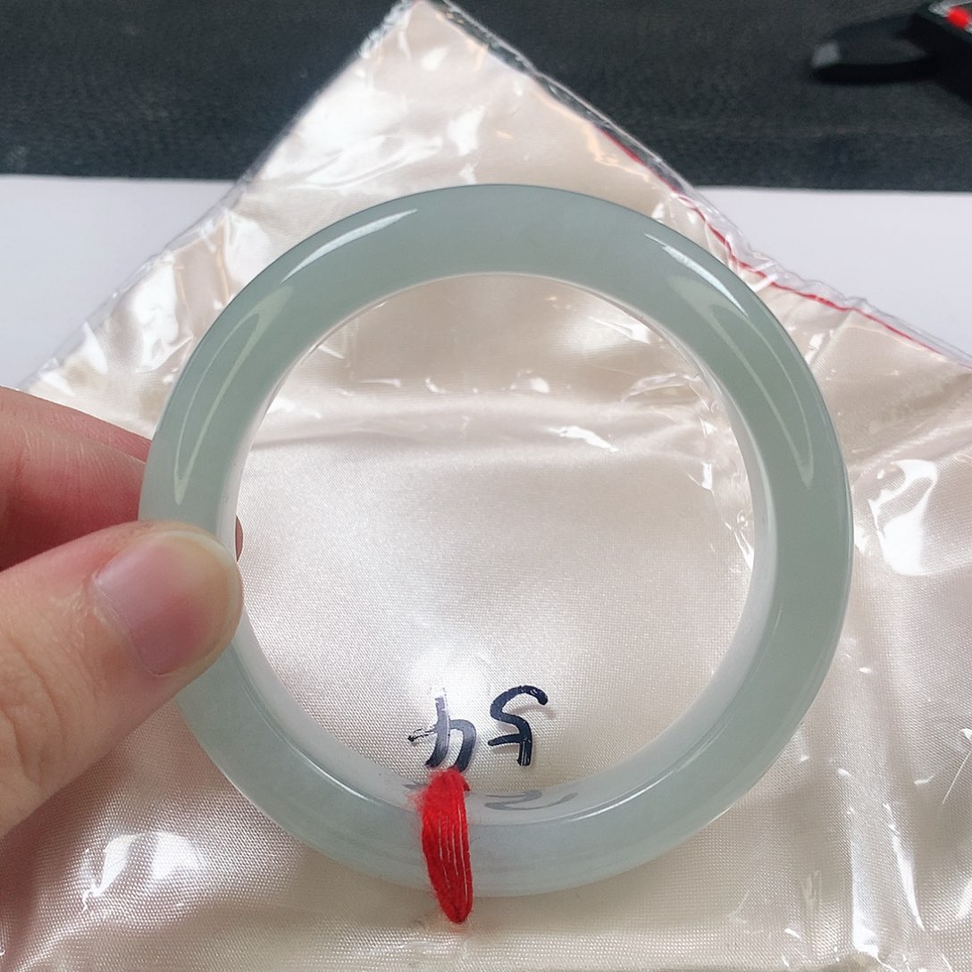 未镶嵌手镯翡翠339