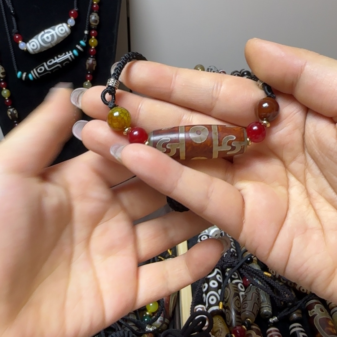 玛瑙/玉髓合金颈饰