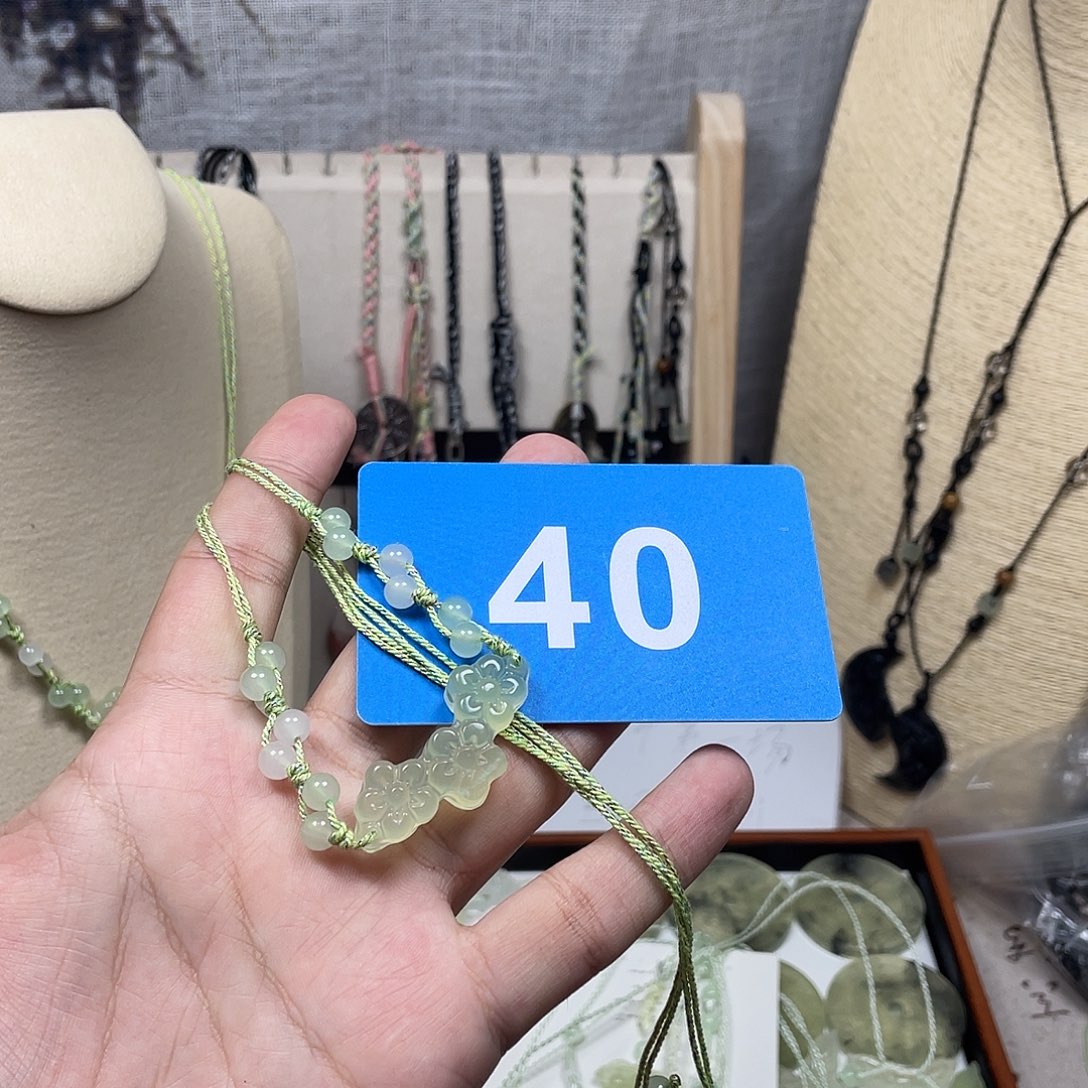 蛇纹石玉合金颈饰